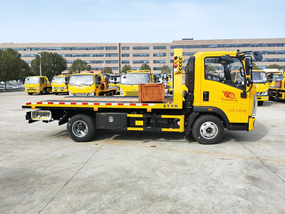 重汽豪沃國六藍牌清障車 城市道路救援的得力助手